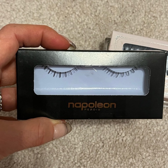 ~Lot of 8: NYX, House of Lashes, Sephora + More MSRP: $95+tax - Picture 9 of 12